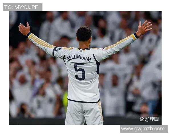 足球明星引领皇马中场风潮展现技艺与魅力的精彩瞬间