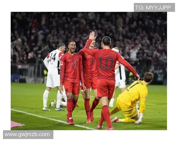 足球明星们的精彩瞬间与背后的故事揭秘